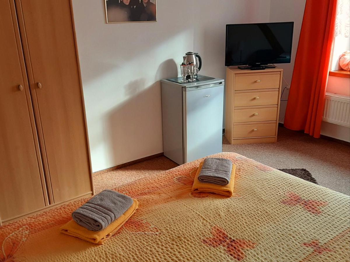Penzion Oliver Žacléř エクステリア 写真